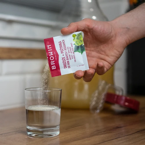Bayanus gist + voedingsstof - witte en rosé wijnen - 5