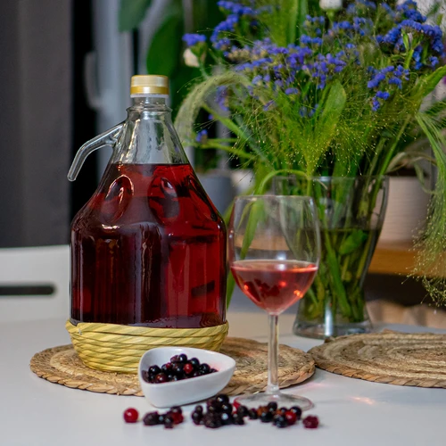 Fles Dama 3 l in omhulsel, met dop - 3