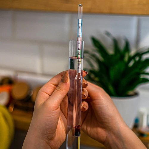 Glazen filtratiekolom in set met alcoholmeter, siliconenslang en kokosnootkool - 8