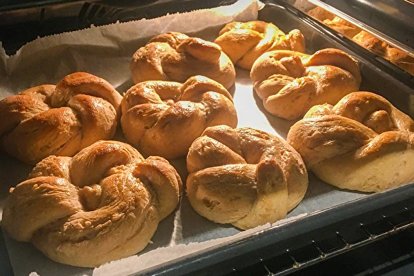 Aardappelbroodjes