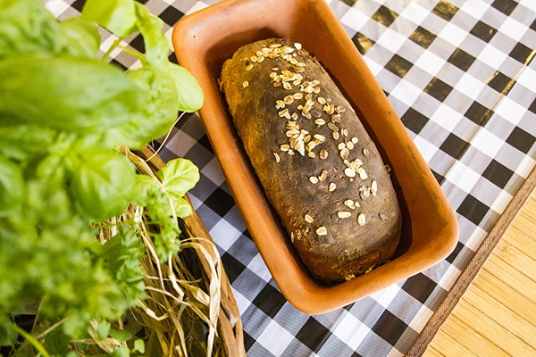 Boekweit-rijstbrood in een pot