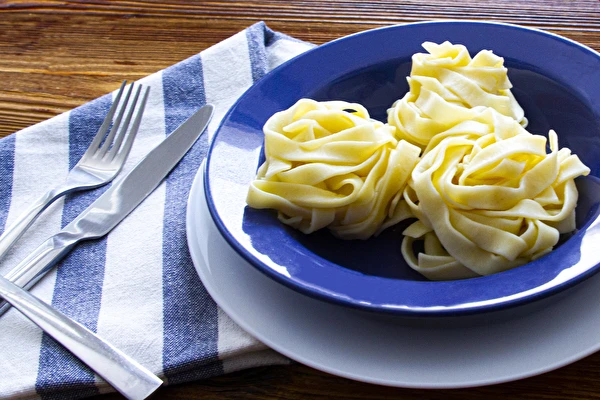 Zelfgemaakte tagliatelle