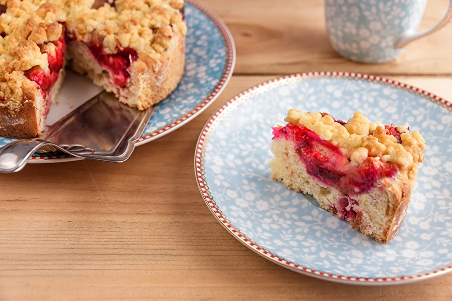 Browin Przepiśnik - Gistcake zonder kneden met aardbeien