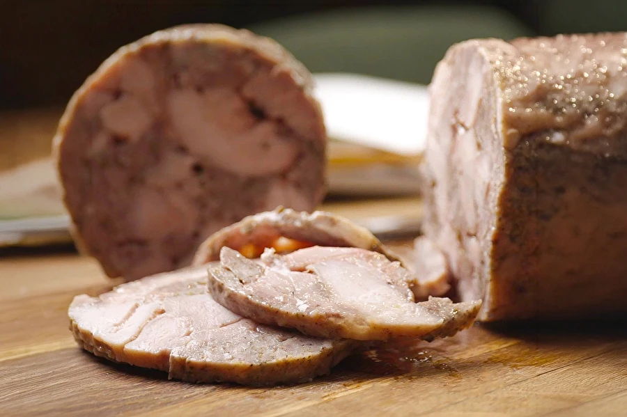 Hamworst van varkensvlees met kipdij