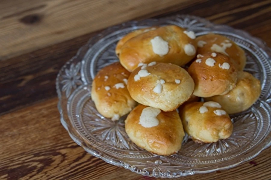 Browin Przepiśnik - Zoete broodjes met pruimen